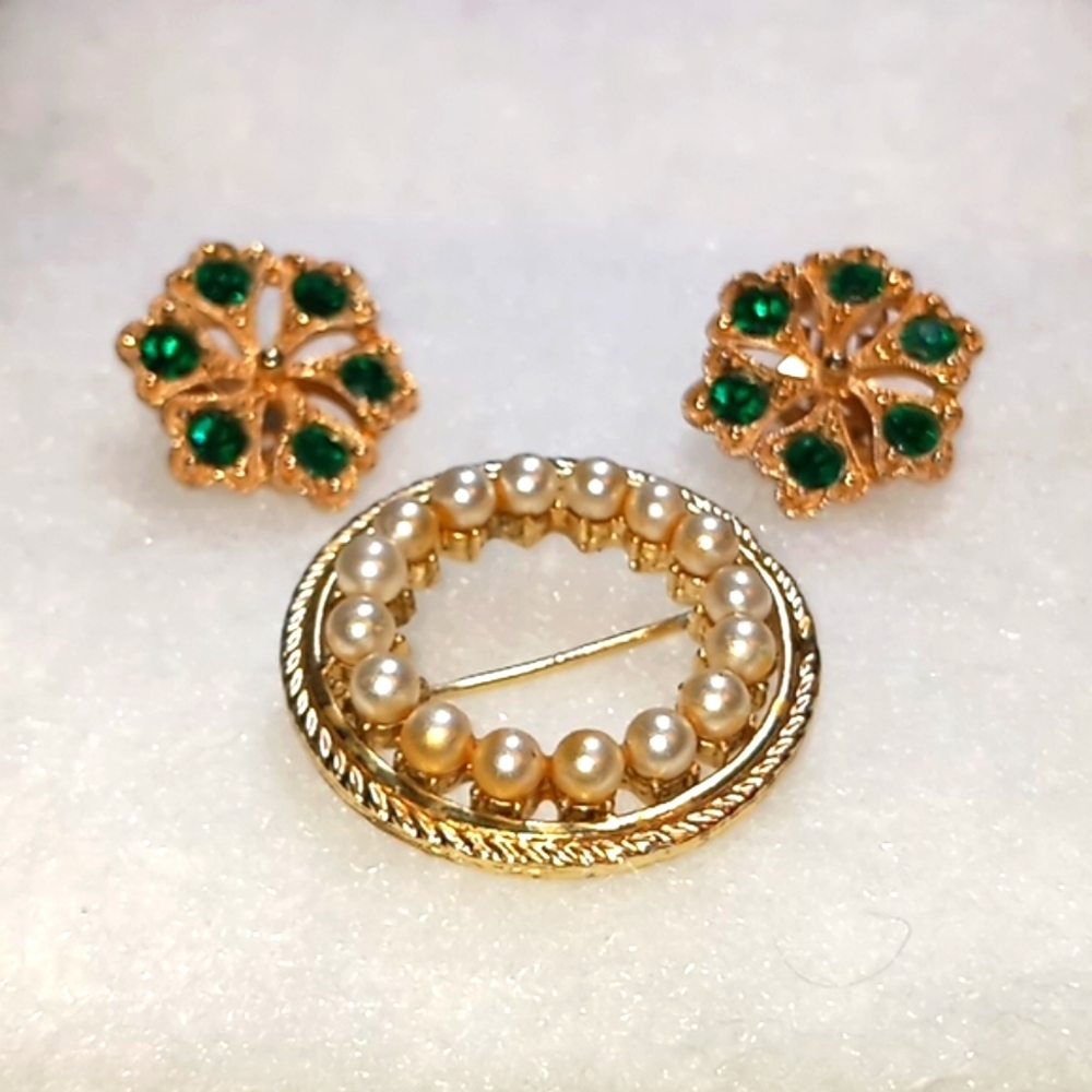 Vintage Jewelry Lot - Earrings & Pin Brooch